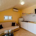 ヴィラ House With Pool Maja By Guide