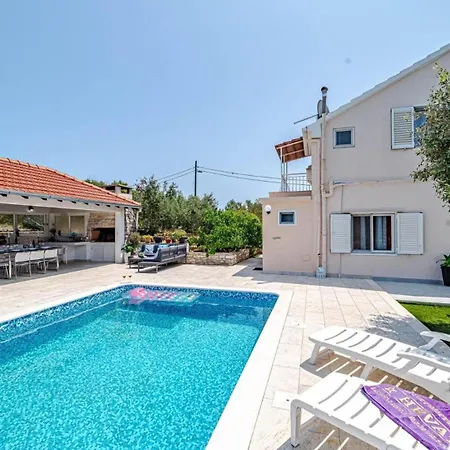 Villa House With Pool Maja By Guide Vela Luka