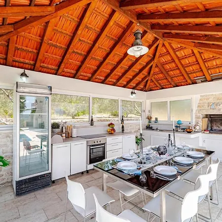 House With Pool Maja By Guide Villa