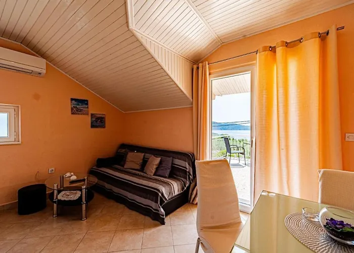 House With Pool Maja By Guide Villa