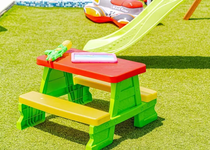 House With Pool Maja By Guide *