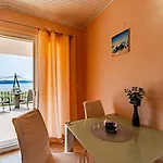 House With Pool Maja By Guide *